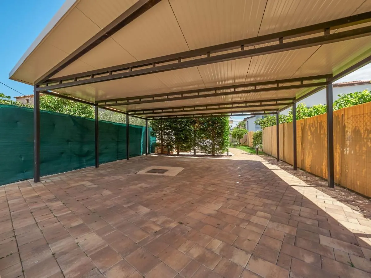 Holiday Home Villa Mala Petra Umag Hırvatistan