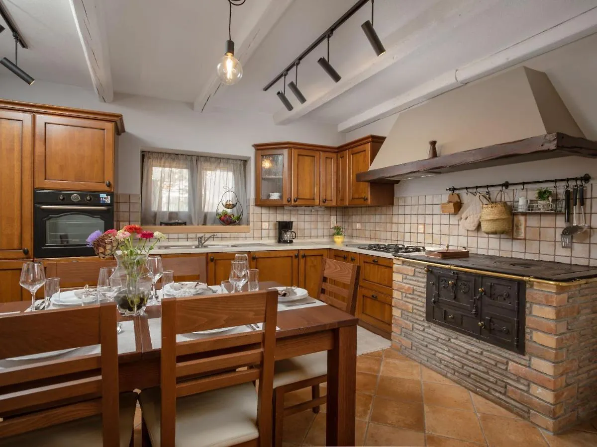 Holiday Home Villa Mala Petra Umag